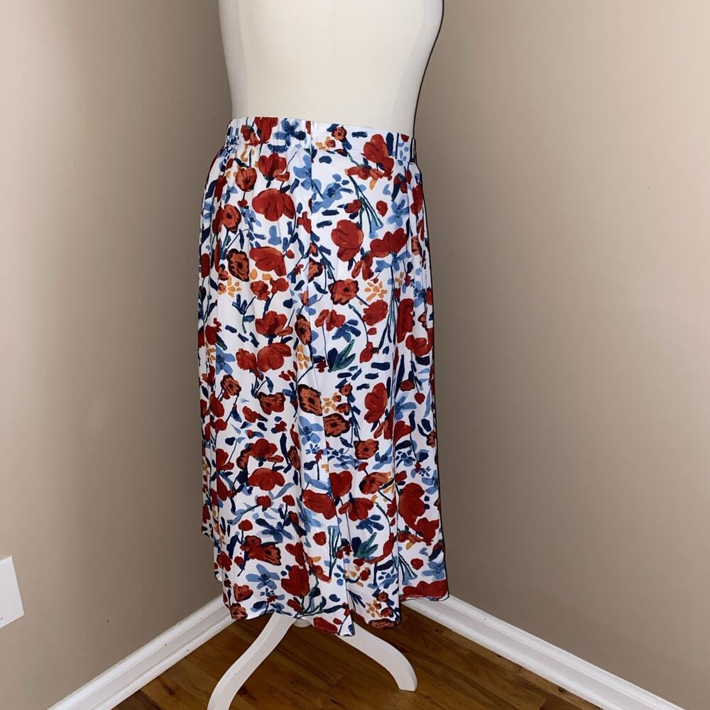 SHEIN Curve Red White Multi Floral Knee Length Flare Lined Skirt 3XL - Picture 4 of 7